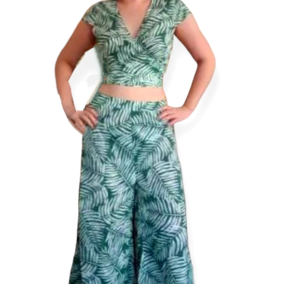 NEW Palm Leaf Print Matching 2pc Cropped Top & Pants Set Size 6 - Picture 3 of 6